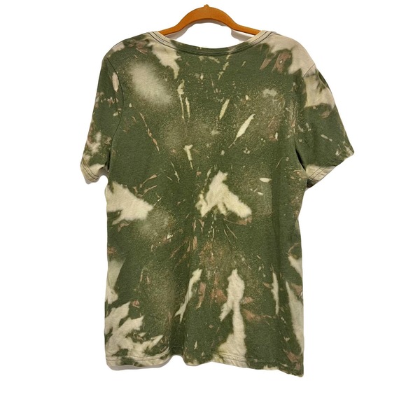 Green distressed tie dye loose fitting t-shirt - Picture 5 of 6